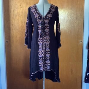 Beautiful Mood black crepe hi-lo dress bell sleeves embroidery M